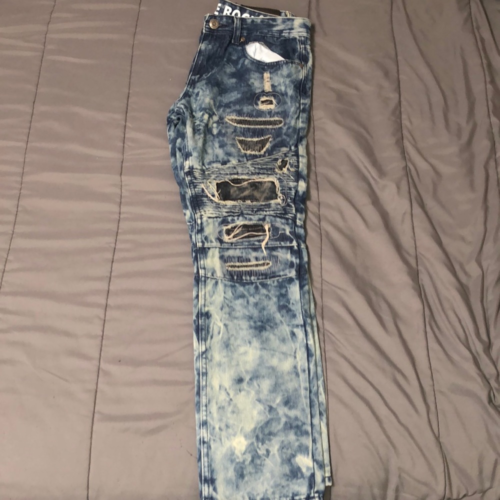 “True Rock” Patched Destroyed Jeans